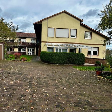 Apartment Zum Aatal Bad Wünnenberg Esterno foto